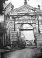 Zhovkva-greetings gate 1941.jpg